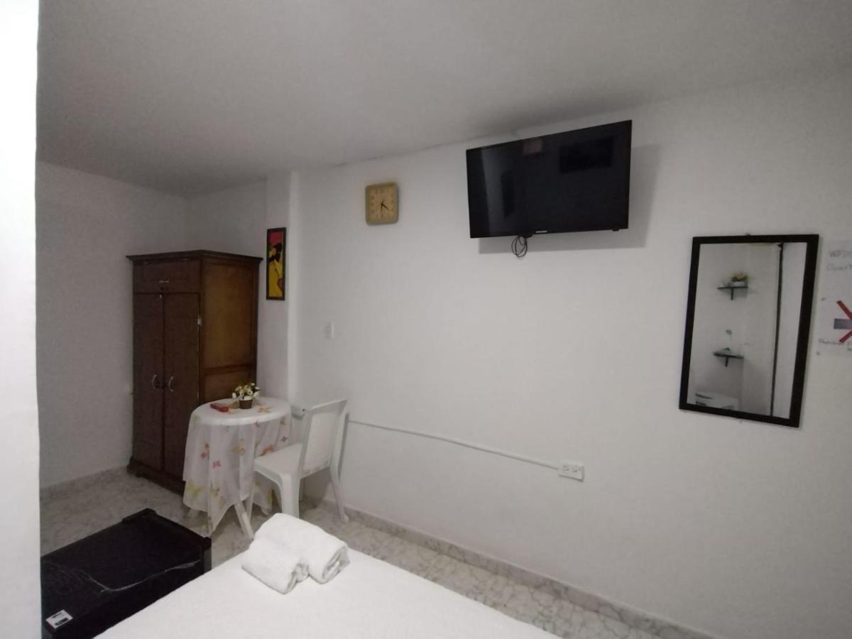 Habitacion Cerca De La Universidad Del Sinu Cartagena ภายนอก รูปภาพ